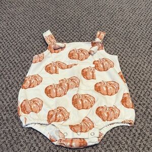 Kate Quinn Pumpkin Bodysuit 🤍